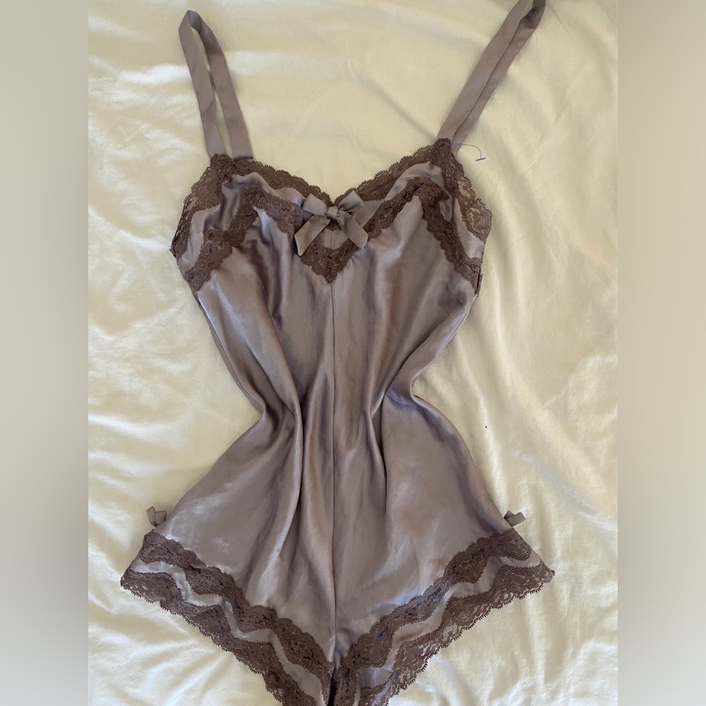 Victoria’s secret Angel purple grey romper with lace trim. Size small.